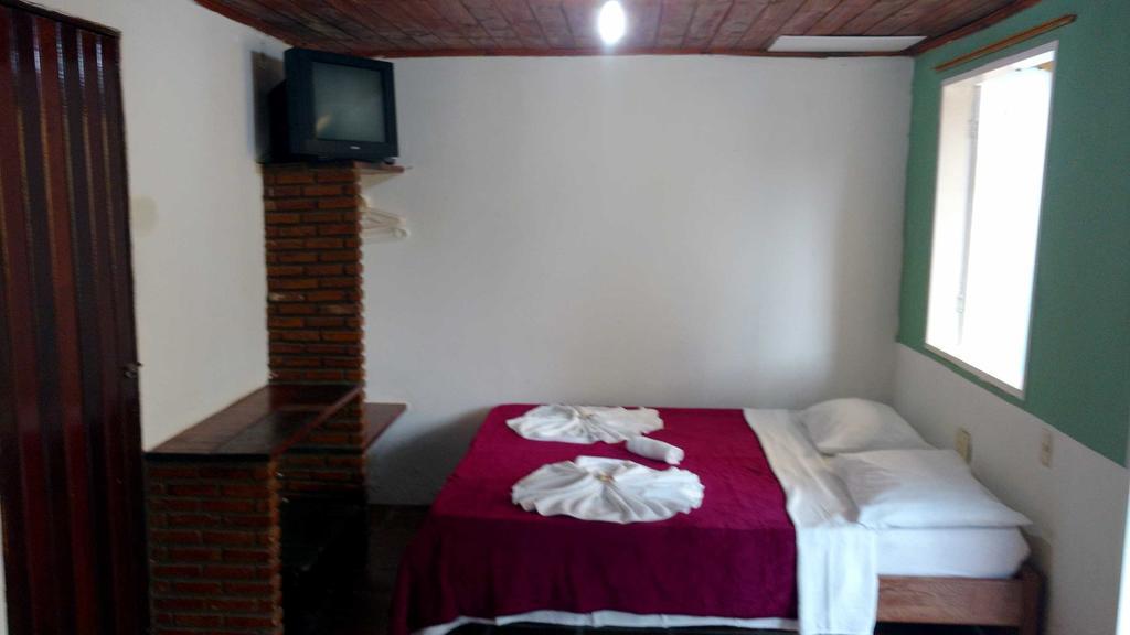 Hotel Pousada Castanheiras Do Village Порту-Сегуру Екстер'єр фото
