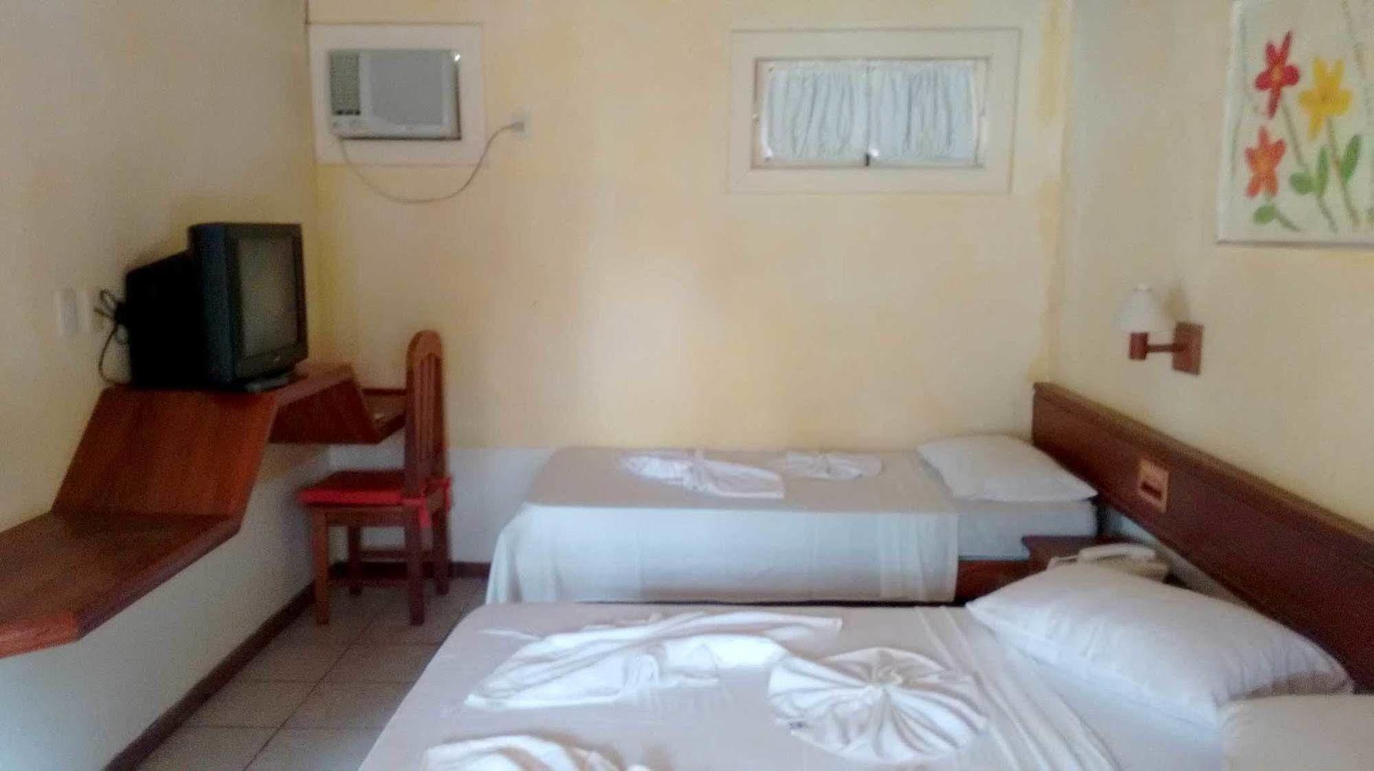 Hotel Pousada Castanheiras Do Village Порту-Сегуру Екстер'єр фото